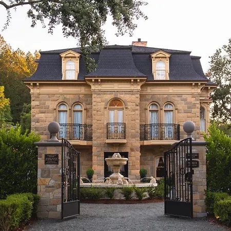 The Francis House Hotel